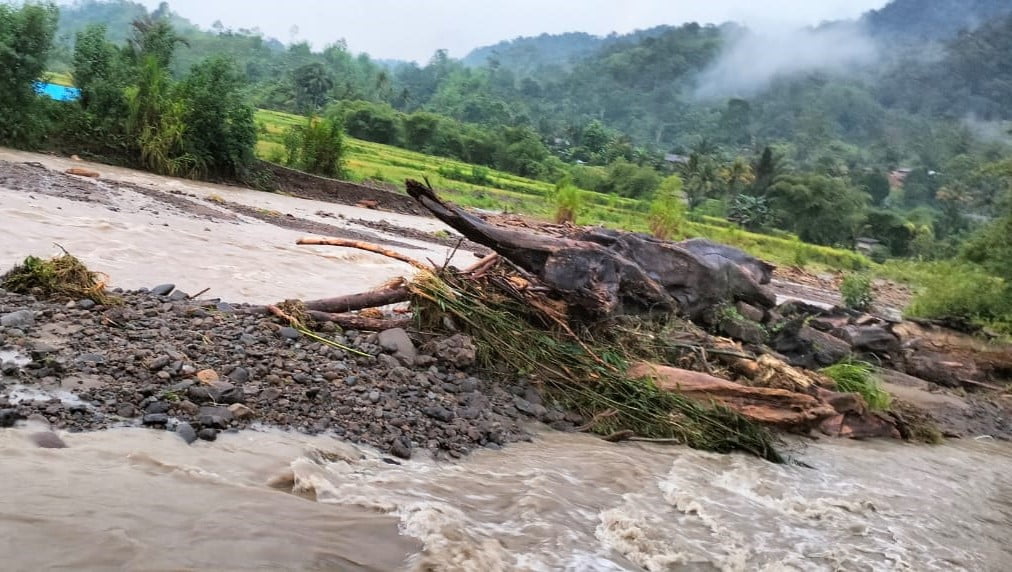 Banjir di Pangandaran Mamasa