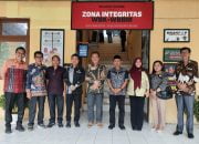 Kominfo Sulbar dan Komisi I DPRD Sulbar Temui Kominfo Polman, Bahas Bantuan BTS