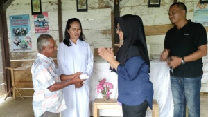 Bantuan perbaikan rumah Ibadah dari PT Bonehau Prima Coal.