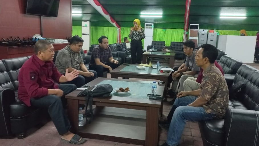 Rapat Sekretariat DPRD Sulbar