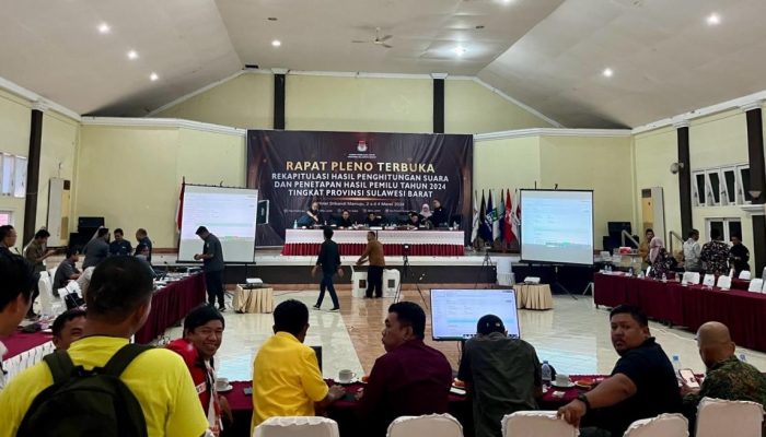 Rapat Rekapitulasi di Sulbar Alot, Pleno Kabupaten Mamuju Tengah Dipending