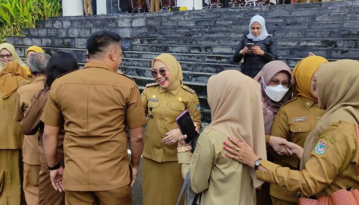 Hari Kerja Pertama Pasca Libur Panjang, Bupati Mamuju Pastikan Pelayanan Publik Optimal