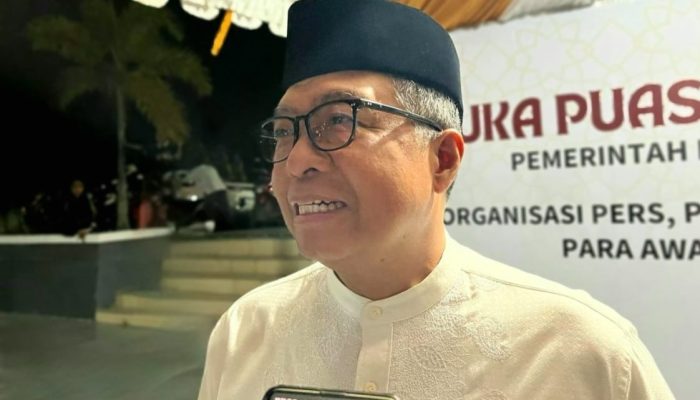 Baliho Bertebaran, Sekprov Muhammad Idris Buka Tirai Untuk Pilkada Sulbar?