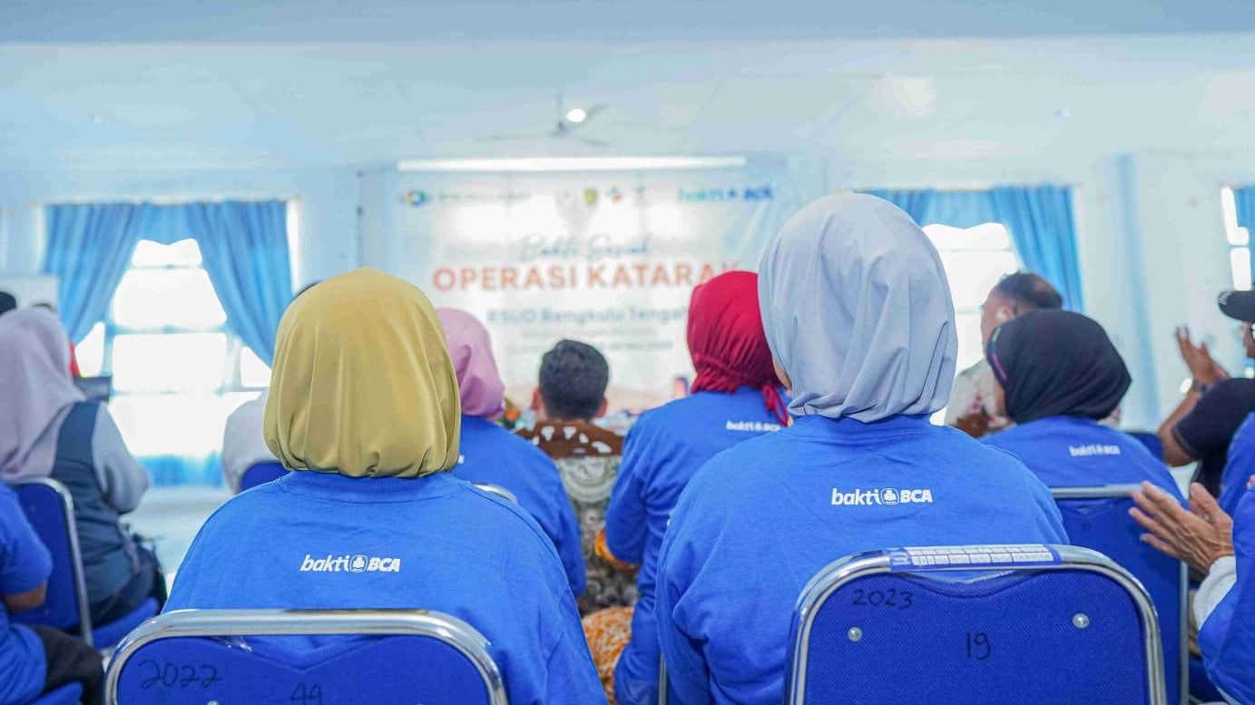 Bakti sosial BCA di Bengkulu dan Pasangkayu, Sulawesi Barat.