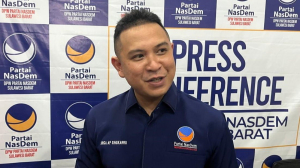 Dirga Singkarru, Ketua DPW Nasdem Sulbar