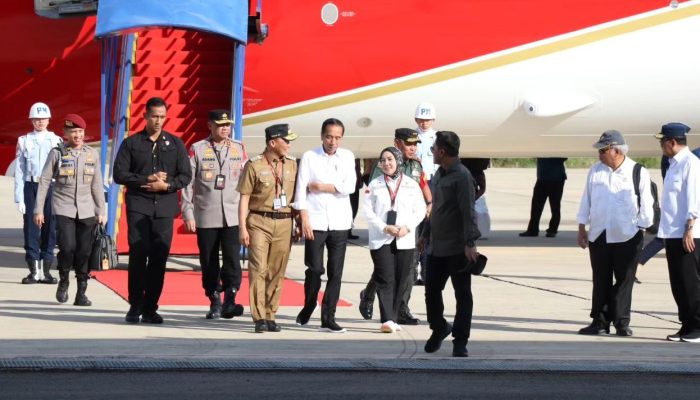 Tiba di Sulbar, Presiden Jokowi Disambut Pj Gubernur dan Ketua DPRD