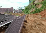 Longsor di Mamasa Rusak 5 Rumah Warga, Akses 3 Desa Tertutup