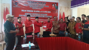 Ruslan daftar PDIP Mamasa