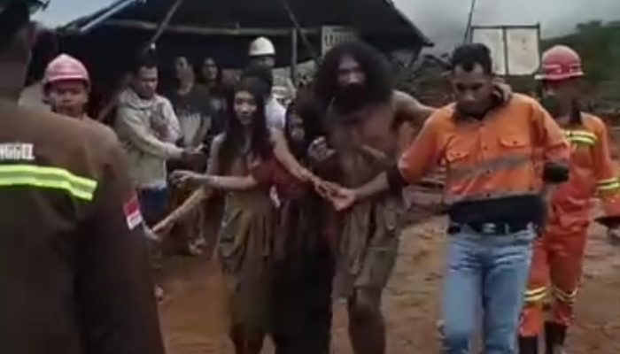 Viral Video Suku Pedalaman Halmahera Datangi Pekerja Tambang