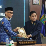 Paripurna dan penyerahan LKPJ 2024 Sulbar