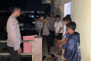 Pemuda di Mamuju pesta miras di kos