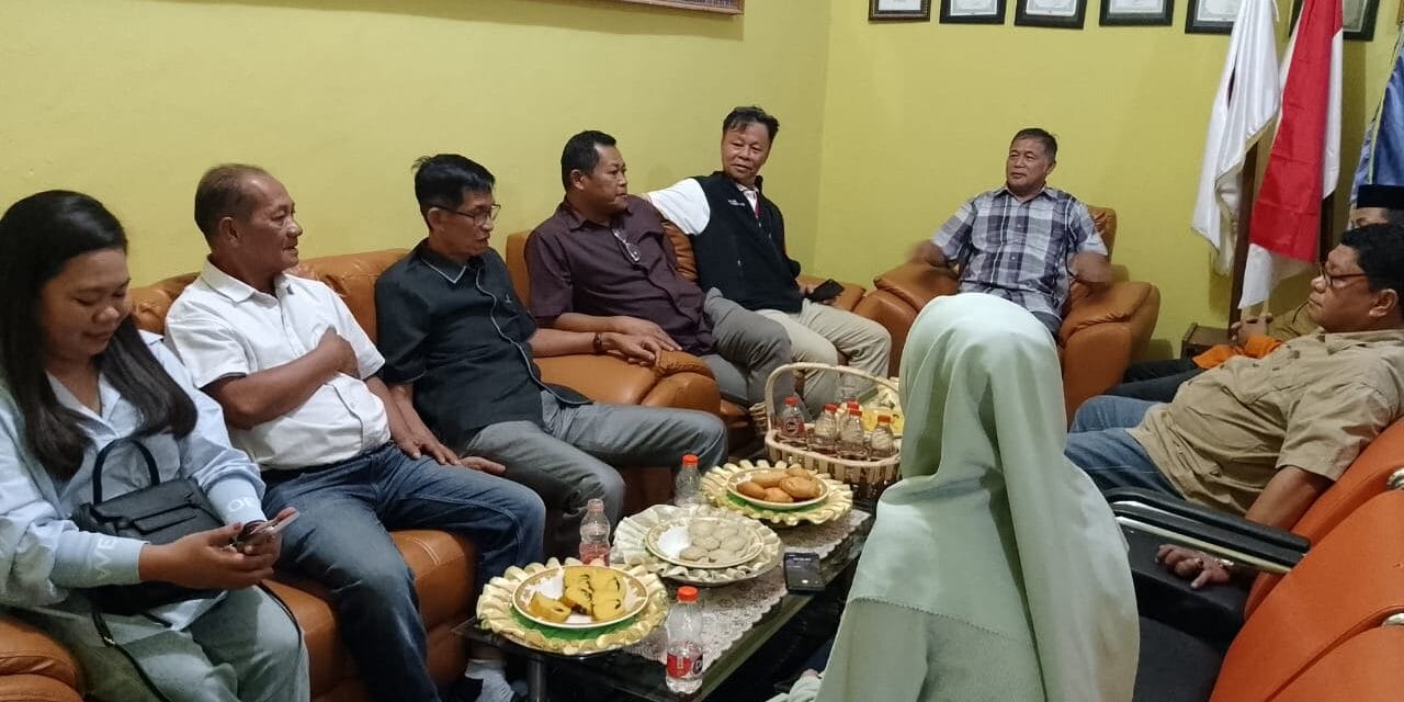 Kunjungan Panjan Ranperda BMD DPRD Sulbar ke SMK Negeri 1 Polewali