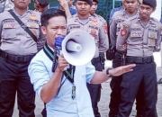 Aksi Injak Berdera HMI Oleh Oknum Satpol PP Sulbar Dikecam PB HMI