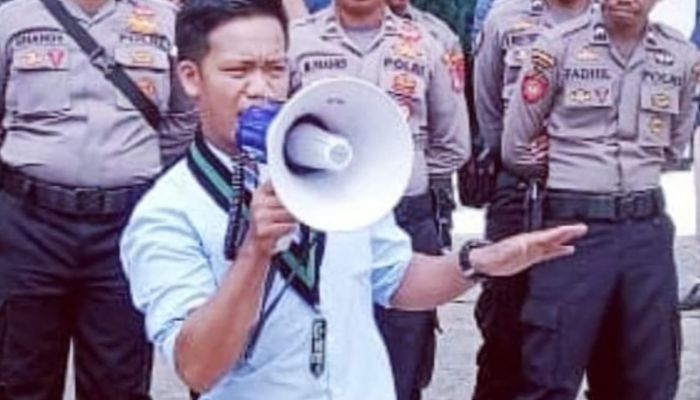 Aksi Injak Berdera HMI Oleh Oknum Satpol PP Sulbar Dikecam PB HMI