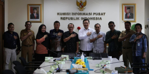 Kominfo dan Komisi I DPRD Sulbar ke Komisi Informasi