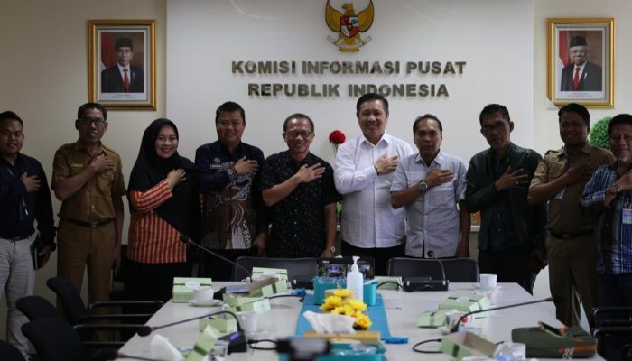 Kominfo dan Komisi I DPRD Sulbar Koordinasikan Aturan Rekrutmen Anggota KIP