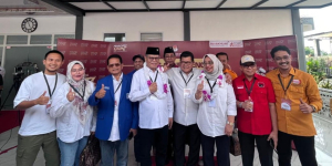 PHS Enny Anggraeni Anwar