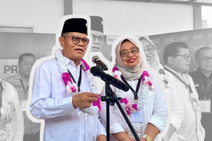 PHS dan Enny Anggraeni