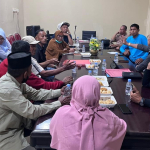 Warga Kabuloang datangi DPMPTSP Sulbar