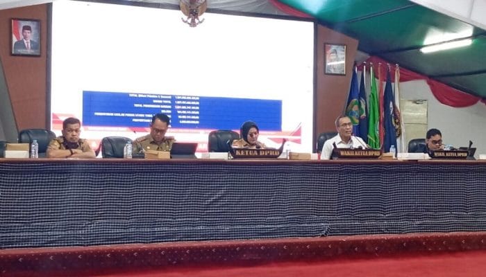 DPRD Sulbar Rapat Ekspose dan Pembahasan Rancangan KUA dan PPAS APBD Tahun Anggaran 2025