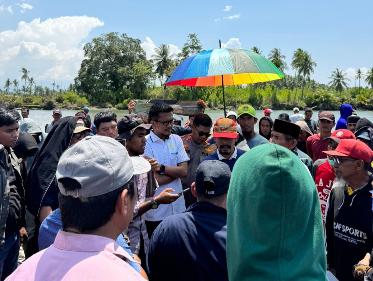 Peninjauan Tambang Pasir di Kalukku