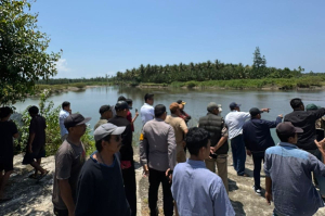 Tambang pasir di Kalukku (2)