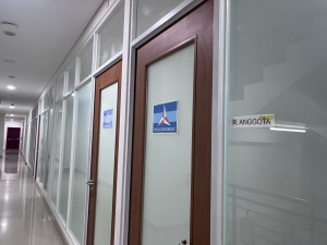 Fraksi demokrat walk out di rapat komisi dprd sulbad