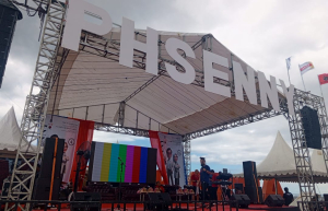 Panggung Kampanye Akbar PHS-Enny di Mamuju