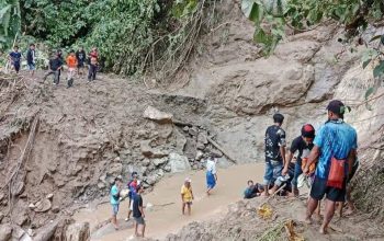 Banjir Bandang di Kalumpang, Tiga Desa Terisolasi