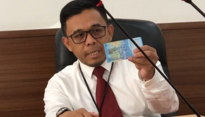 BI : Jangan Membelah Uang, Begini Cara Cek Keaslian Uang Rupiah dengan Benar