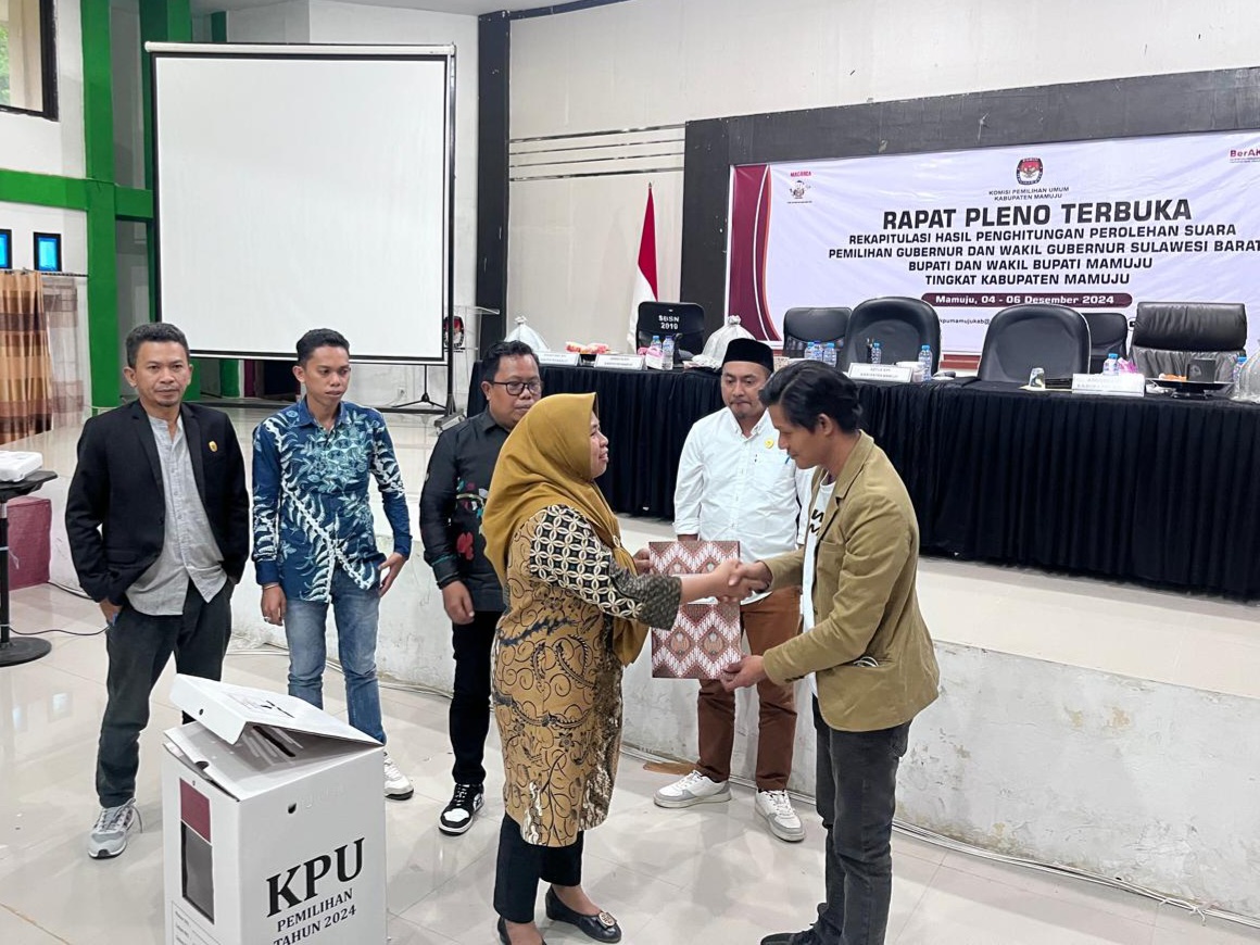 KPU tetapkan hasil rekapitulasi perhitungan suara Pilkada 2024.