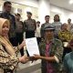 Demo Tolak Tambang Pasir di Sungai Karossa