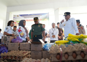 Pj Gubernur Sulbar pantau pasar murah