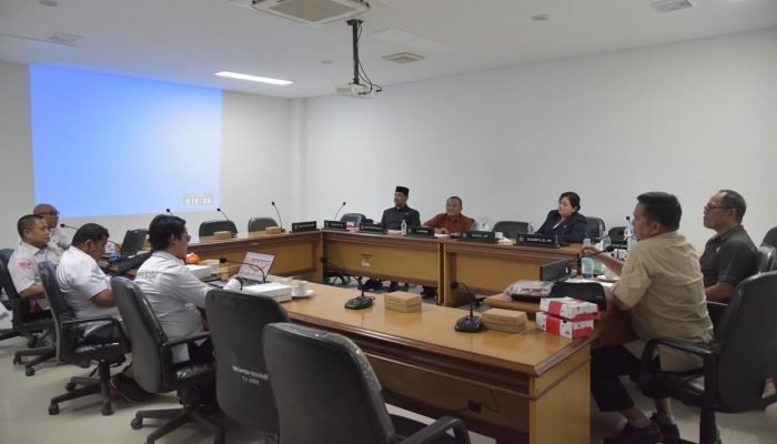 Komisi III DPRD Sulbar dan OPD Bahas Evaluasi APBD 2024 serta Rencana Kerja 2025