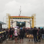 Arus Balik di Pelabuhan Ferry Mamuju