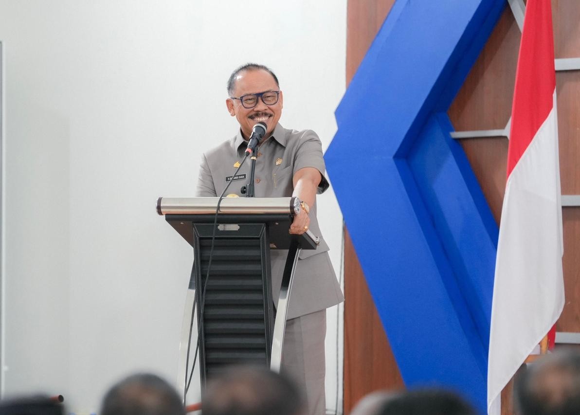 beda buku Suhardi Suka