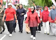 Setda Bontang Meriahkan HUT RI ke-80 dengan Senam, Jalan Santai, dan Lomba Tangkap Lele