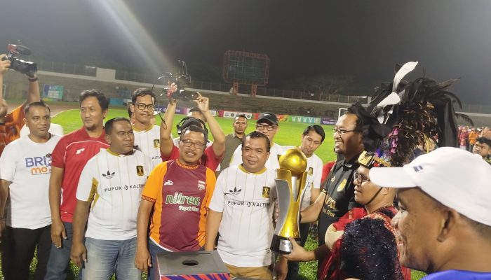 Agus Haris Buka Turnamen Sepak Bola Pupuk Kaltim Cup 2025