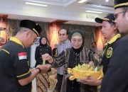 Wali Kota Neni Kukuhkan Laskar Kepatihan Kutai Bontang, Tegaskan Komitmen Lestarikan Budaya