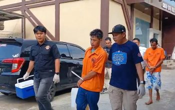 Polisi Tangkap Dua Sopir Penyalur Miras Oplosan Maut di Mamuju
