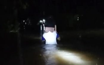 Banjir di Rarani Kalukku Capai Dada Orang Dewasa, Warga Masih Siaga