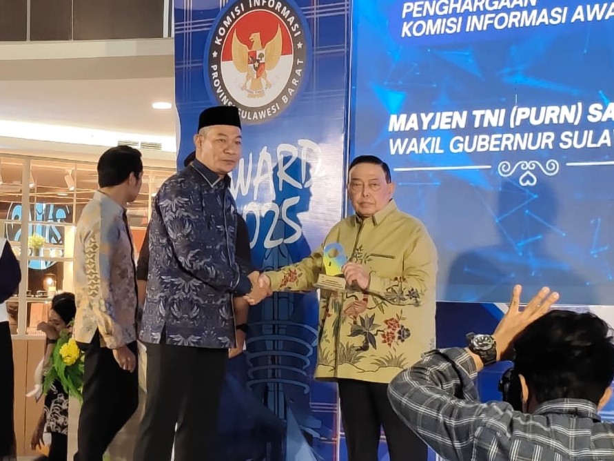 Komisi Informasi Award Sulbar