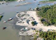 Tambang pasir Sungai lariang