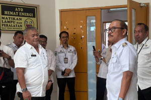 Sidak Gubernur Sulbar di Bapenda Sulbar