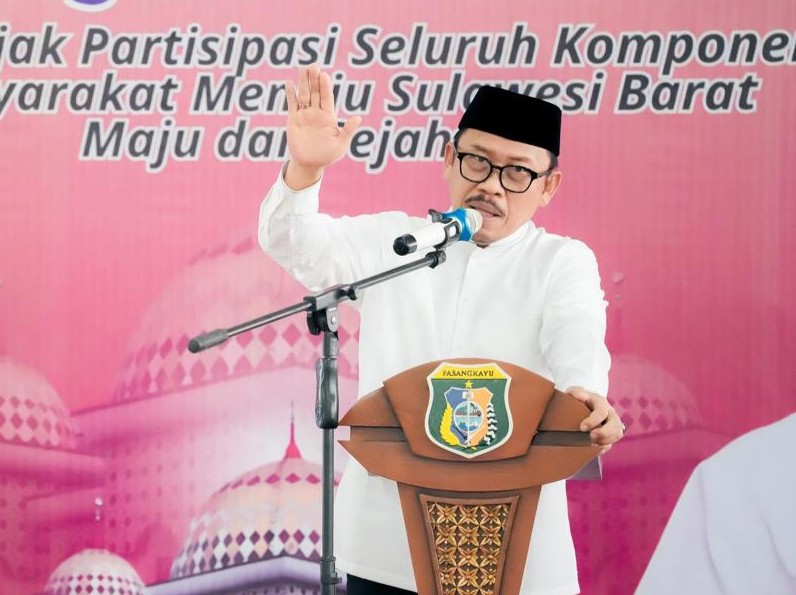 Gubernur Sulbar Suhardi Duka