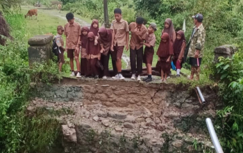 Jembatan Matangga Keppe Ambruk
