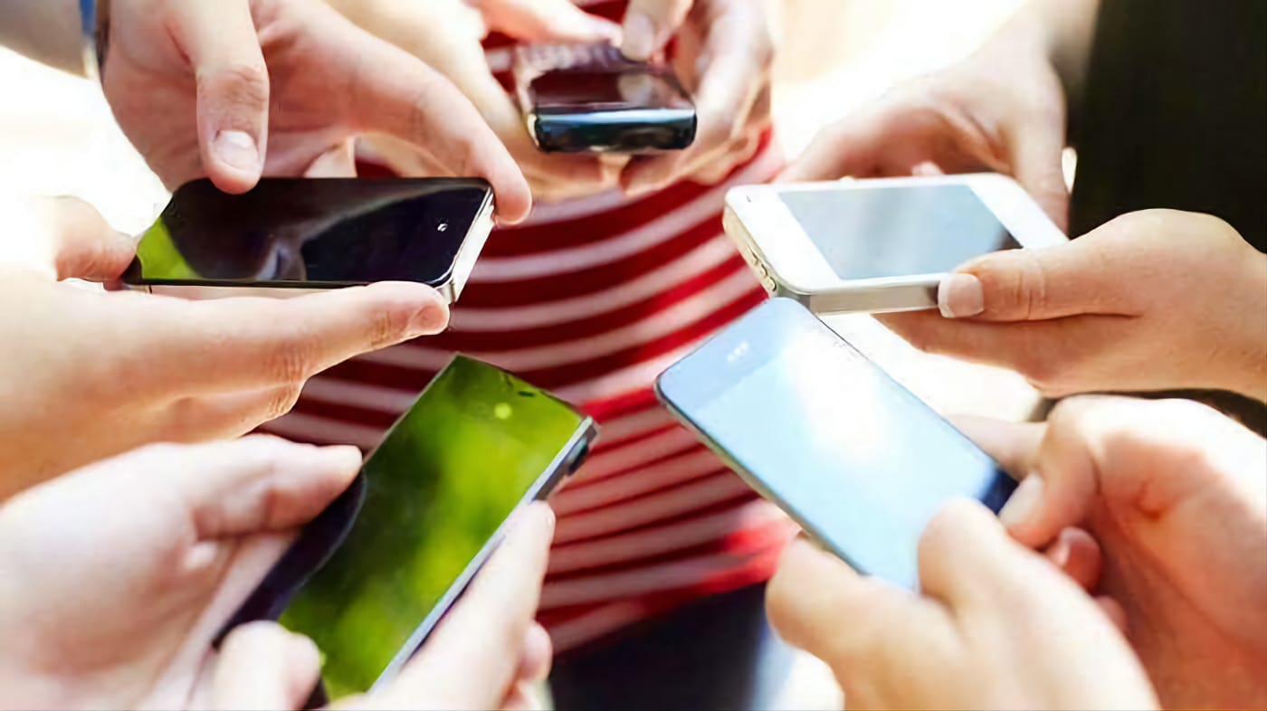 Pembatasan HP di Sekolah