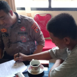 Pencruian Buah Sawit di Pasangkayu