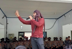 Sahdan Husian, Keluarga Korban Dugaan Pengeroyokan