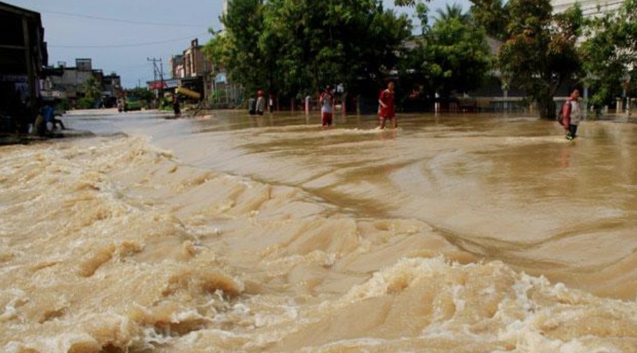 Antisipasi Banjir, BPBD Sulbar Dorong Kabupaten Segera Miliki Rencana Kontinjensi
